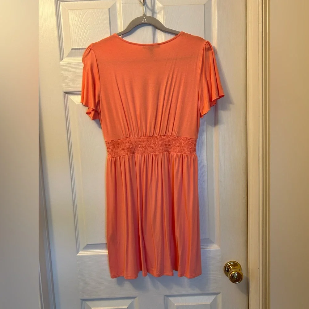 Forever 21 Coral V-Neck Dress - Picture 7 of 7